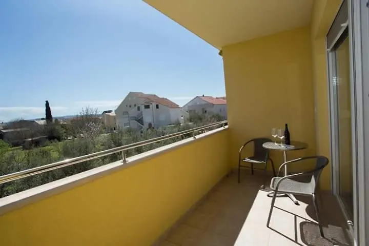 Apartman Mila Kastela 0*,