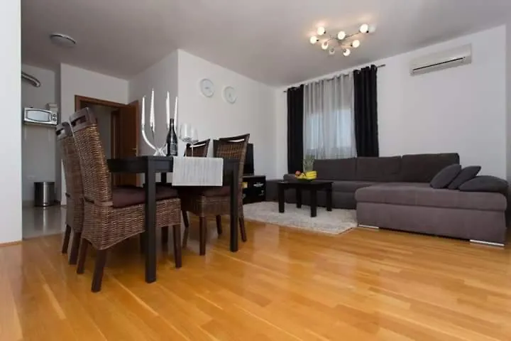 Apartman Mila Kastela